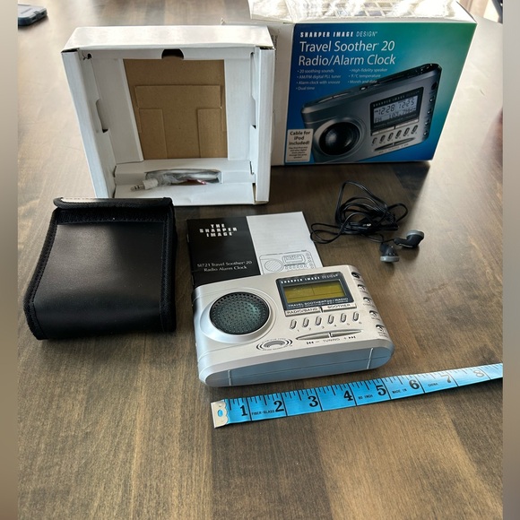 🔔The Sharper Image ȘI721 Travel Soother 20 Radio Alarm Clock🔔 - Picture 6 of 17